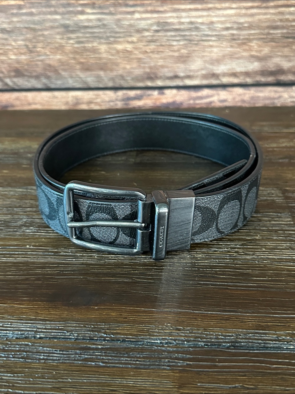 Coach Men’s Reversible Black/Gray Signature Belt with Metal Buckle